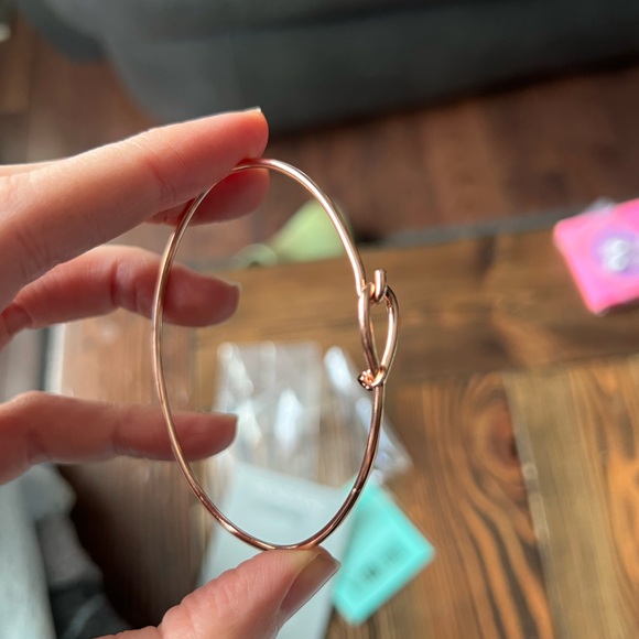 ORIGAMI OWL • rose gold teardrop bangle bracelet heart tag jewelry classy subtle - Picture 8 of 15
